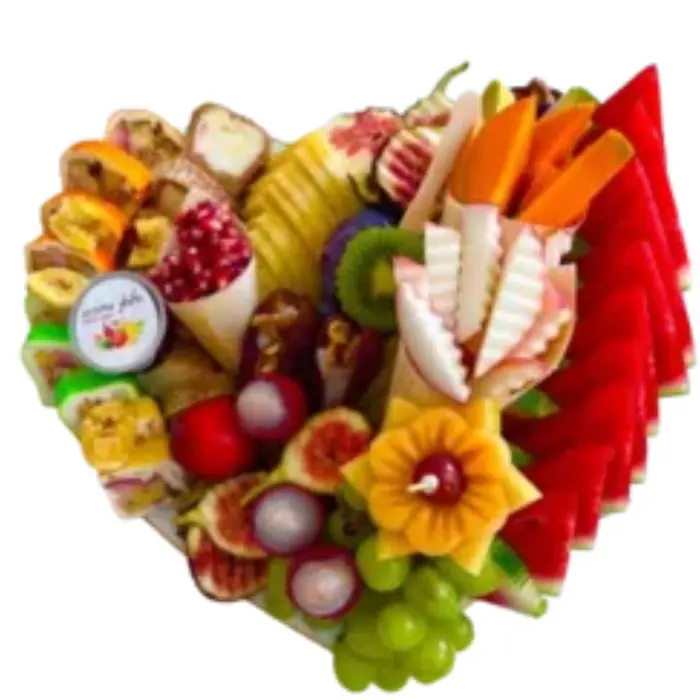 מגש פירות וסושי LOVE