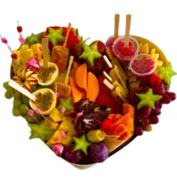מגש פירות BIG LOVE (עד 15 סועדים)