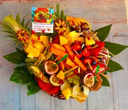 מגש פירות PARIS (עד 15 סועדים)