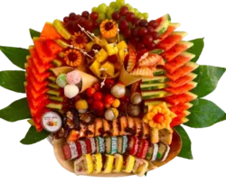 מגש פירות וסושי MIX (עד 25 סועדים)